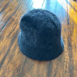 Urban Outfitters faux fur bucket hat